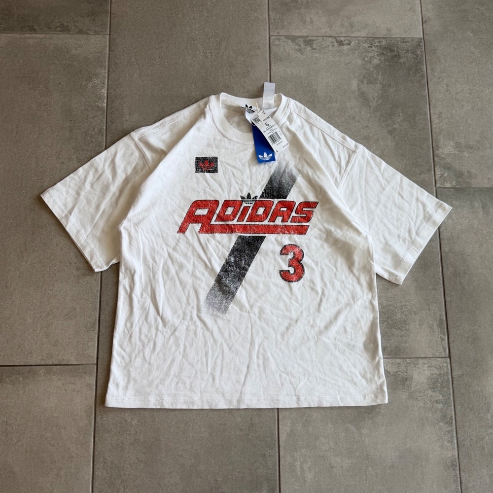 Adidas Originals OG Crossbody T-Shirt White Red Graphic KQ5208 Mens Small NWT